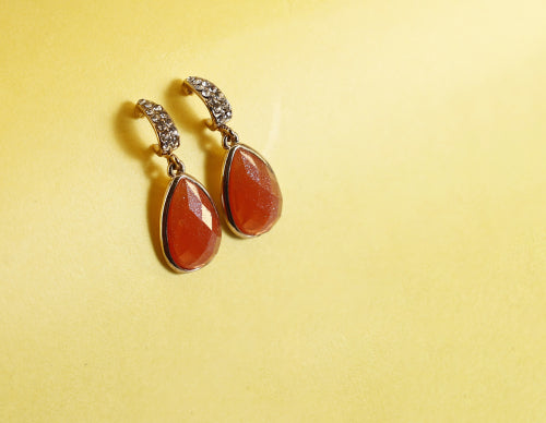 Earrings Designed for Hypoallergenic Use Tackle Skin Issues