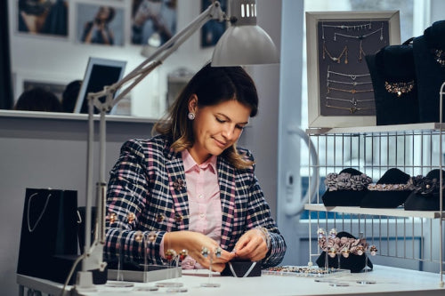 Customization Grows Across Premium Jewellery Markets
