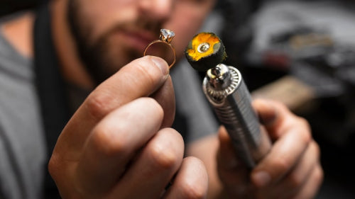 18k Gold PVD Gains Visibility in Durable Jewellery Design