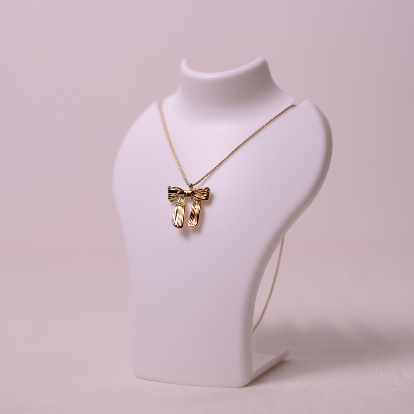 Bowtie - Necklace