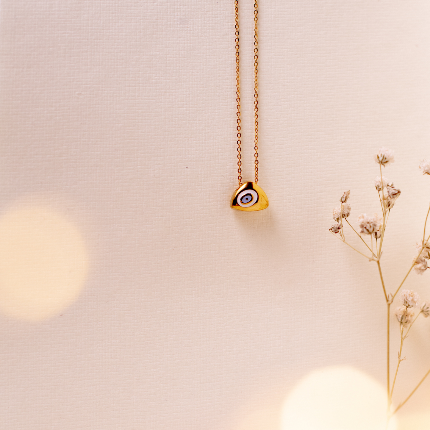 Looking at you - Necklace
