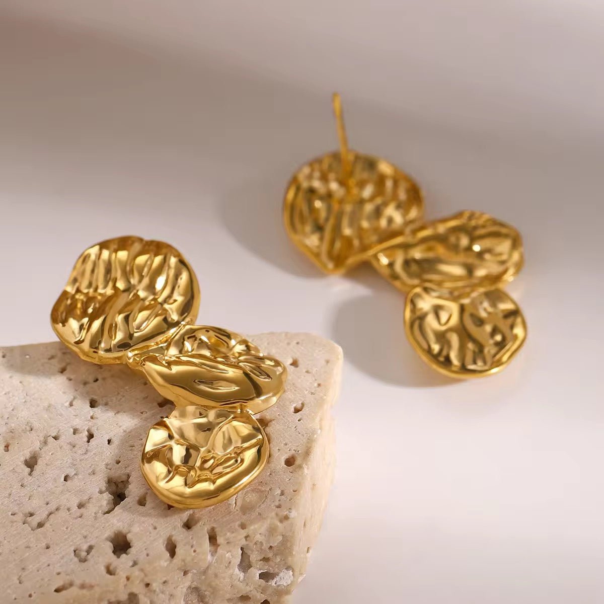 Golden Petals - Earrings - foramour