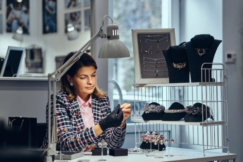 Warranties Become Standard in Premium Fashion Jewellery