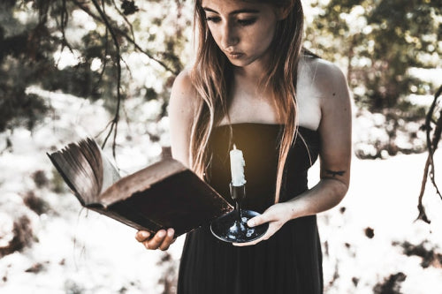 Charms Evolve to Chronicle Personal Histories