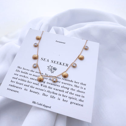 Stones and shells - Necklace