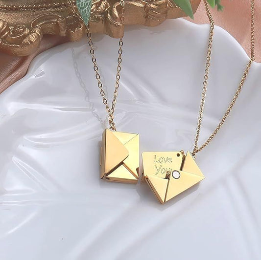 Romeo & Juliet - Necklace