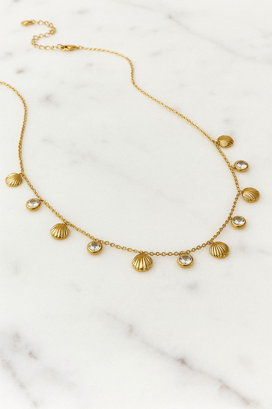 Stones and shells - Necklace