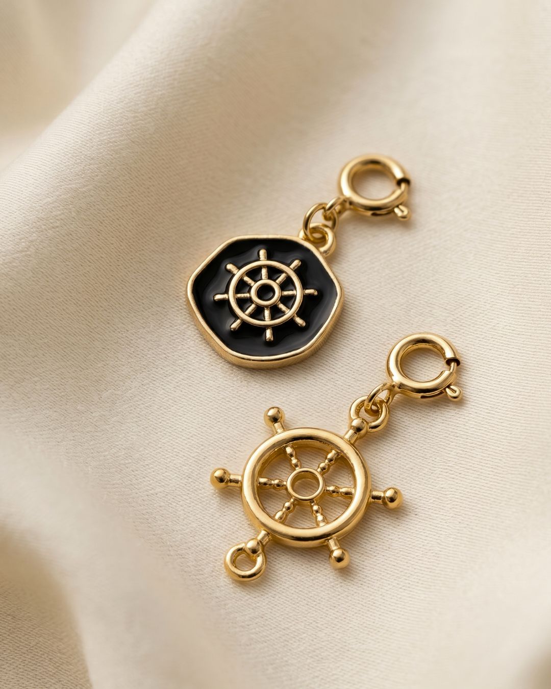 Steering wheel - Charm