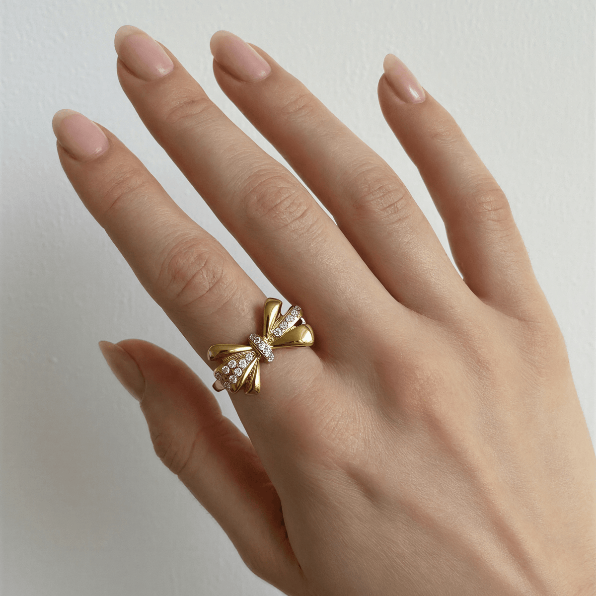 Bow - Ring - Foramour Jewels - 18K Gold Plated - Sweat, water proof