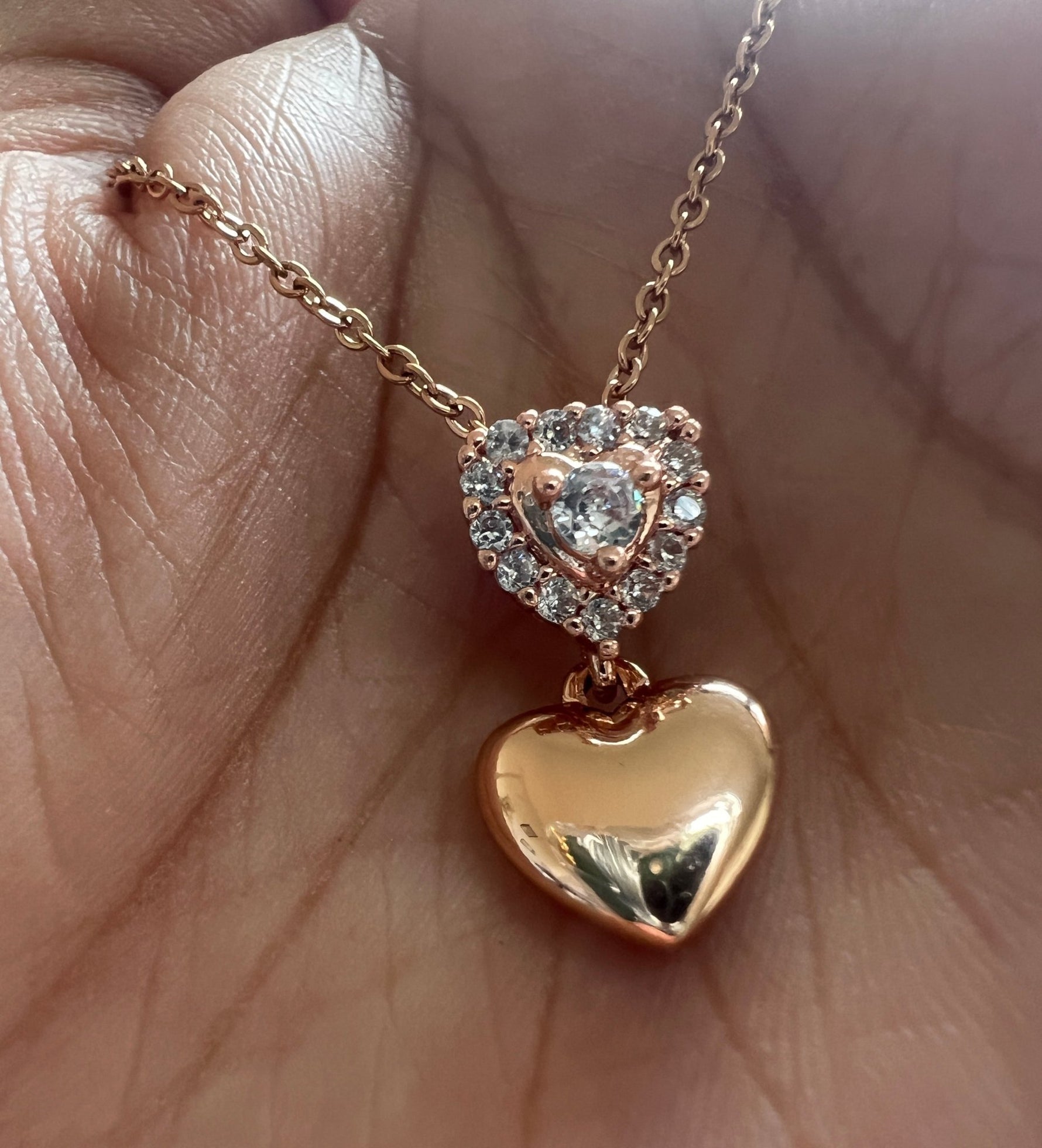 Double Heart Pendant Necklace - Foramour Jewels - 18K Gold Plated - Sweat, water proof