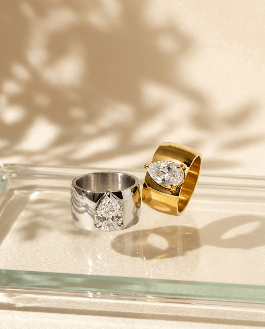 Liquid Pear Band - Ring - Foramour Jewels - 18K Gold Plated - Sweat, water proof