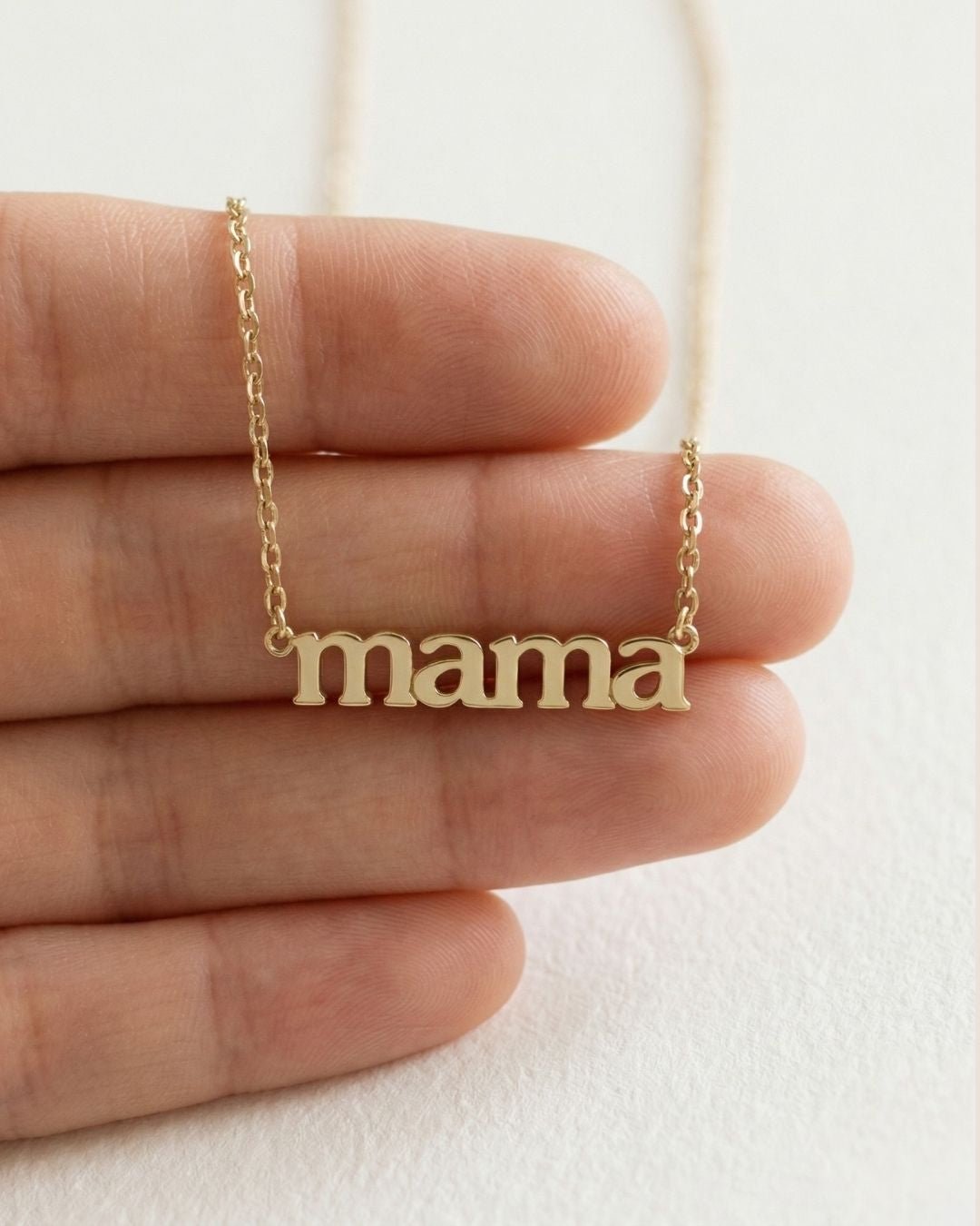 Mama — Necklace - Foramour Jewels - 18K Gold Plated - Sweat, water proof
