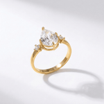 Pear-Cut Solitaire Ring with Side Accents - Foramour Jewels - 18K Gold Plated - Sweat, water proof