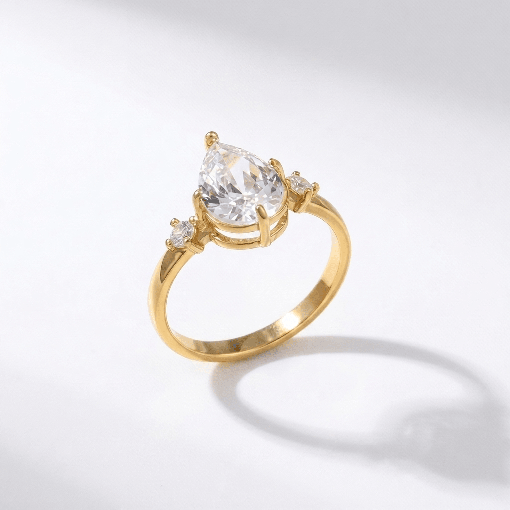 Pear-Cut Solitaire Ring with Side Accents - Foramour Jewels - 18K Gold Plated - Sweat, water proof
