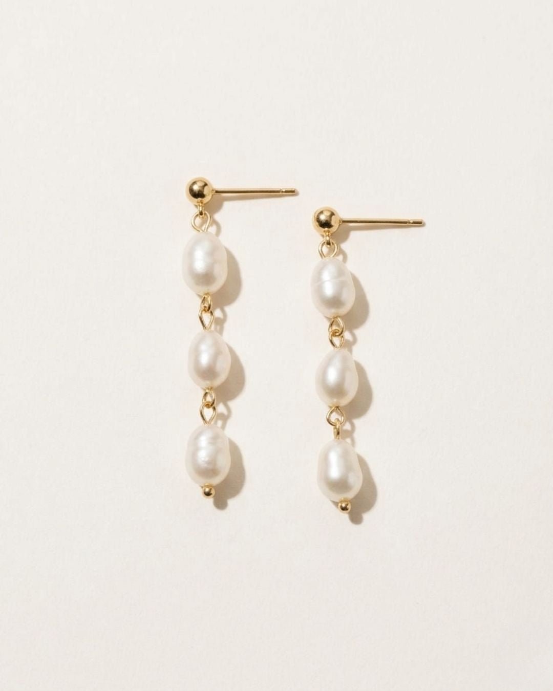 Pearl Chain Drop Earrings - Foramour Jewels - 18K Gold Plated - Sweat, water proof