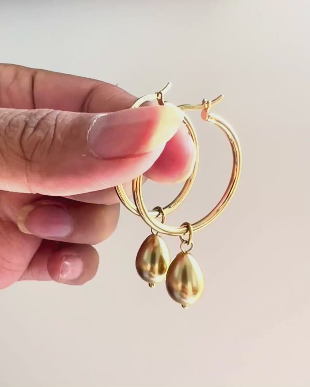 Golden Seed ( Nauheed ) - Earrings
