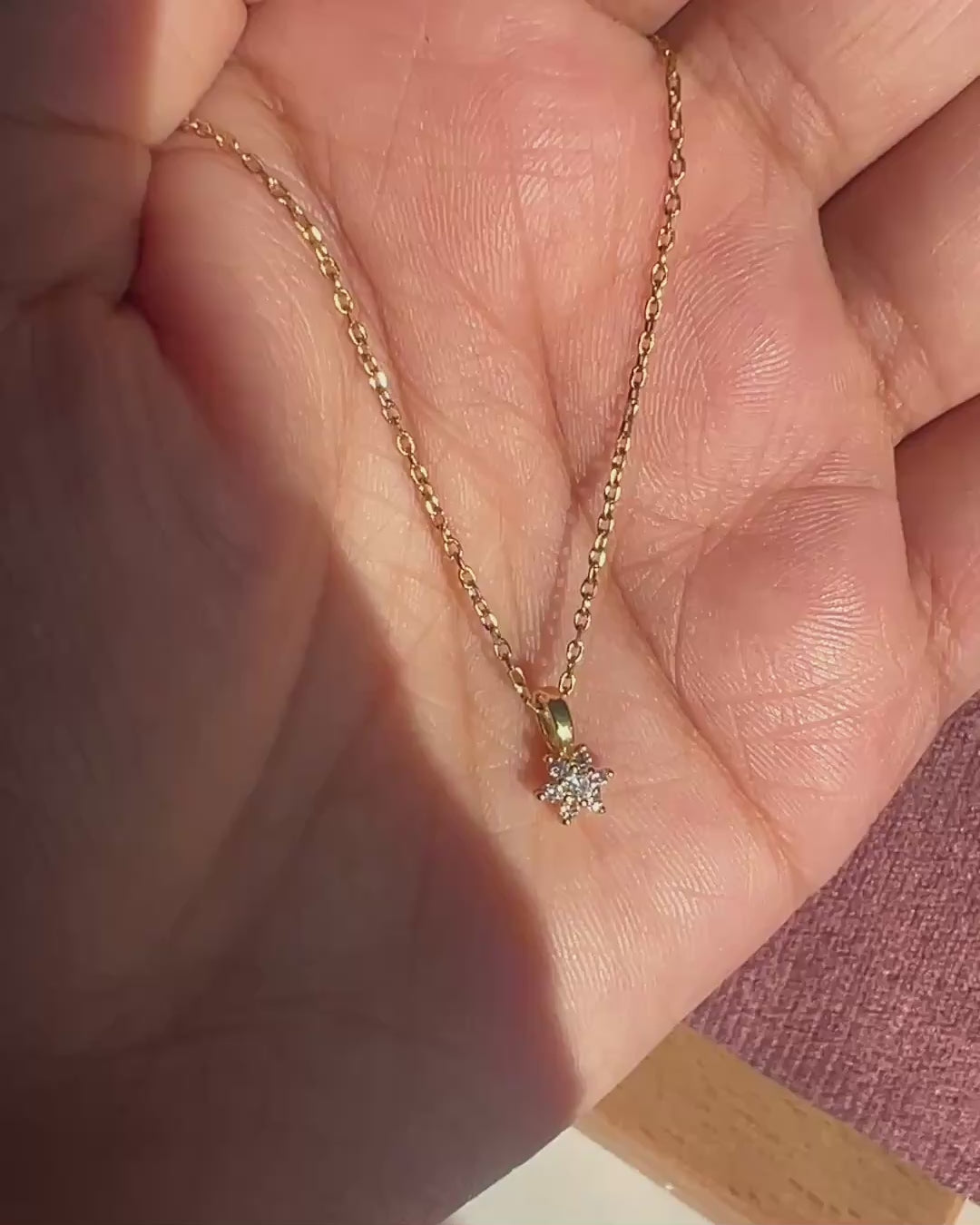 pendant necklace foramour video