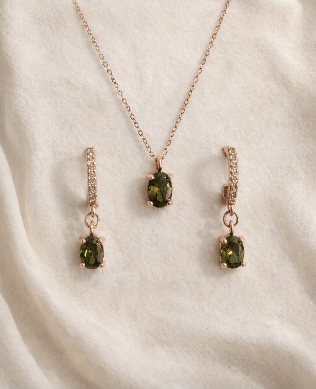 Solitaire CZ Pendant Set - Foramour Jewels - 18K Gold Plated - Sweat, water proof