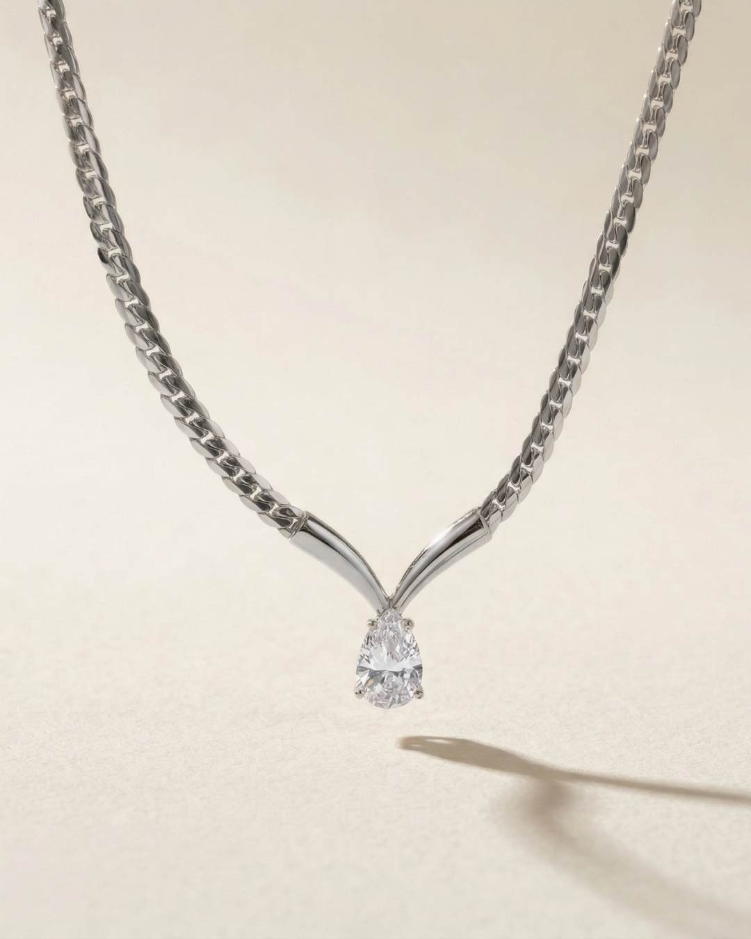 Teardrop - Necklace - Foramour Jewels - 18K Gold Plated - Sweat, water proof