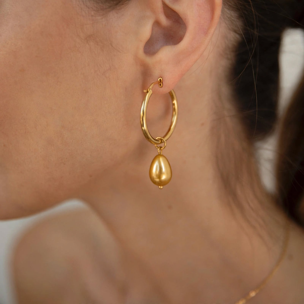 Teardrop Pearl Hoop Earrings - Foramour Jewels - Gold PVD designer jewellery & charms